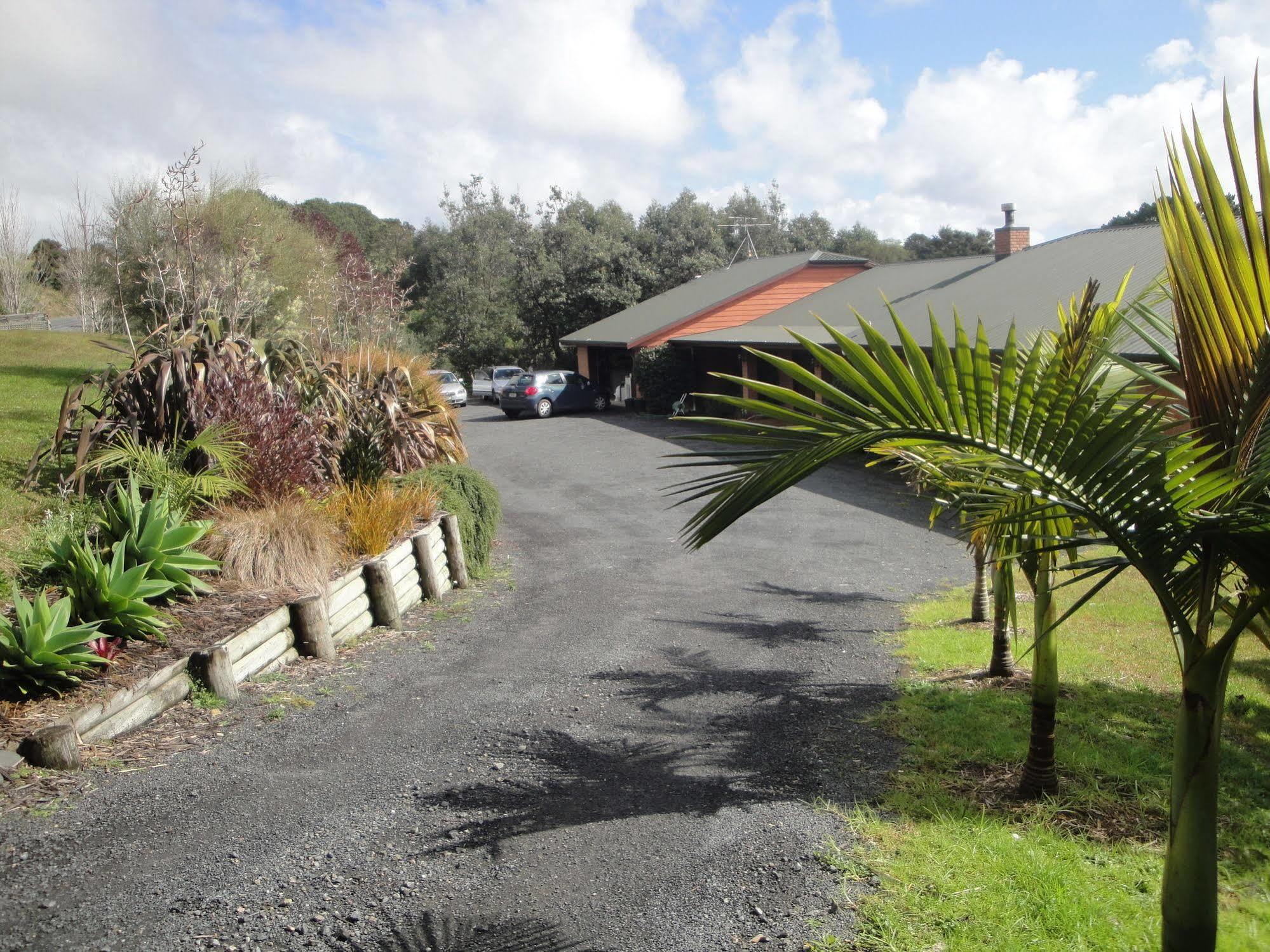 Morepork Riverside Lodge Paihia Exterior foto