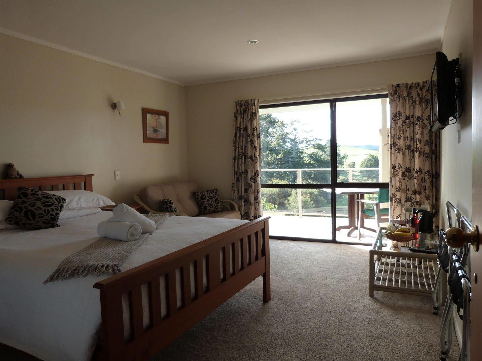 Morepork Riverside Lodge Paihia Exterior foto
