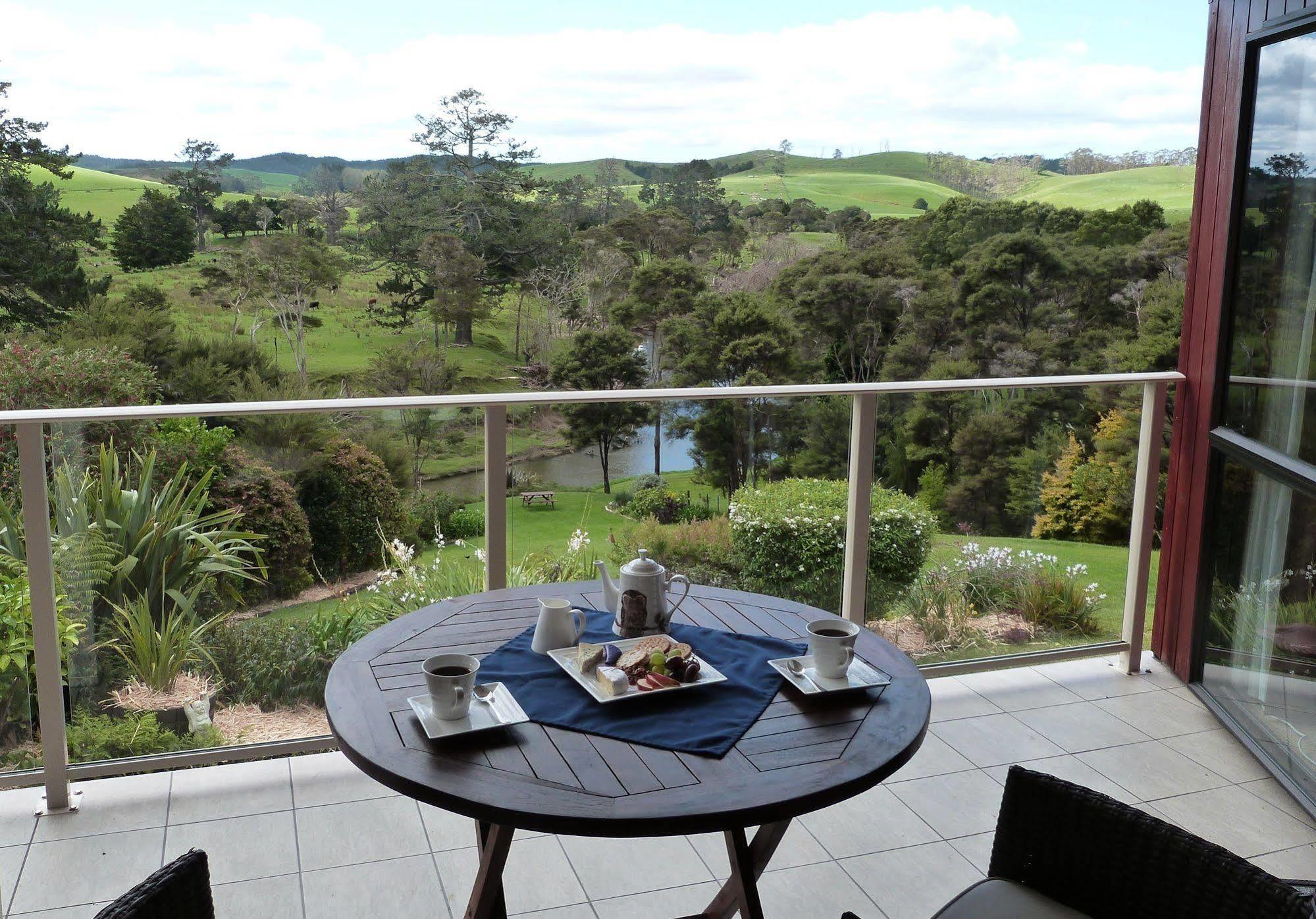 Morepork Riverside Lodge Paihia Exterior foto